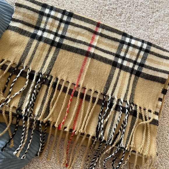 Scarf bundle - Picture 3 of 3